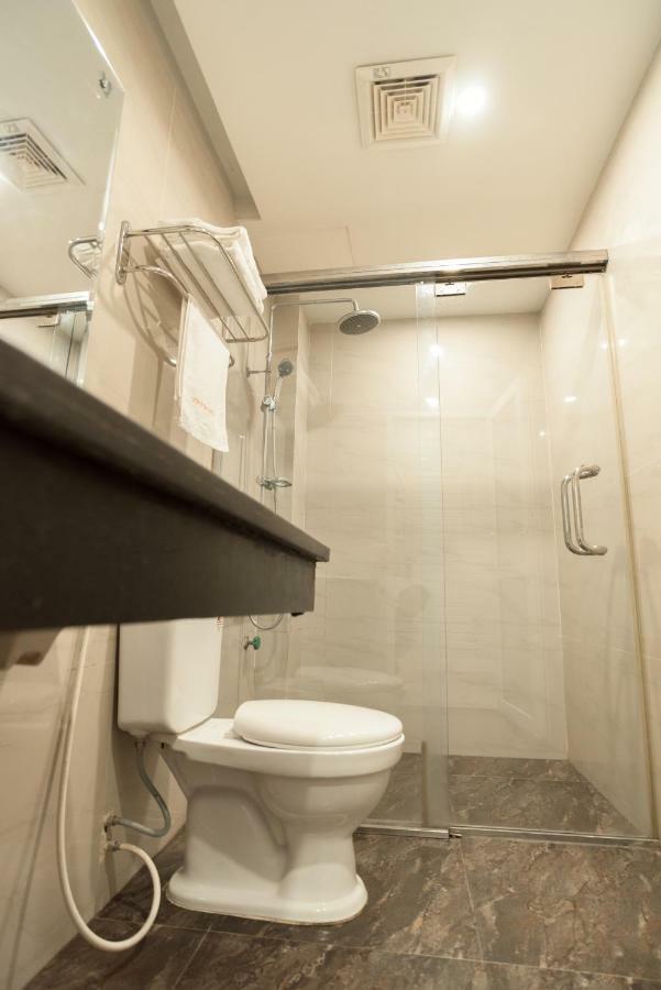 London Hotel ها لونغ المظهر الخارجي الصورة