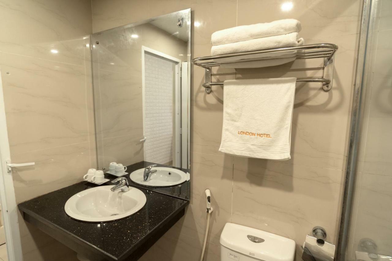 London Hotel ها لونغ المظهر الخارجي الصورة